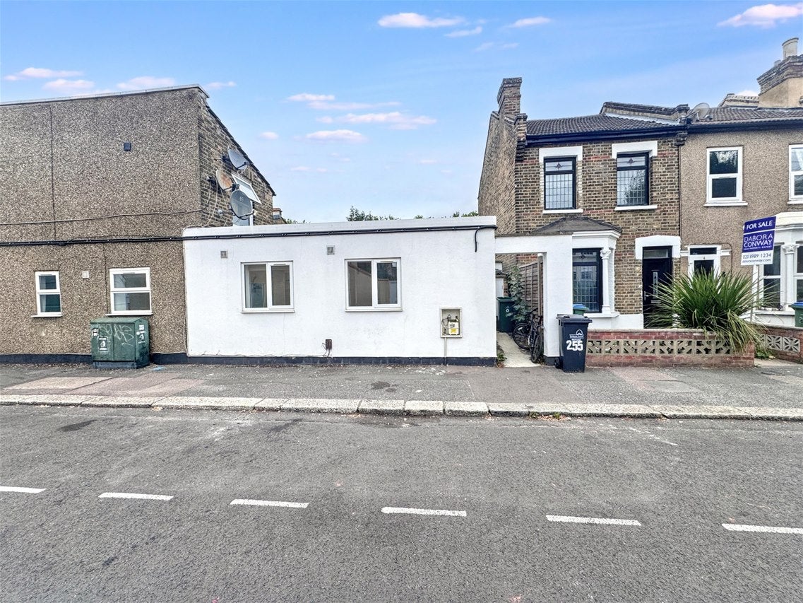 House Ramsay Road in London