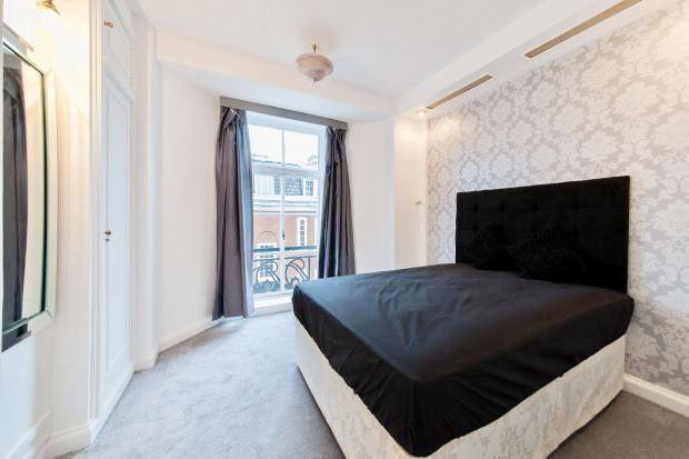 Flat Hertford Street in City of Westminster
