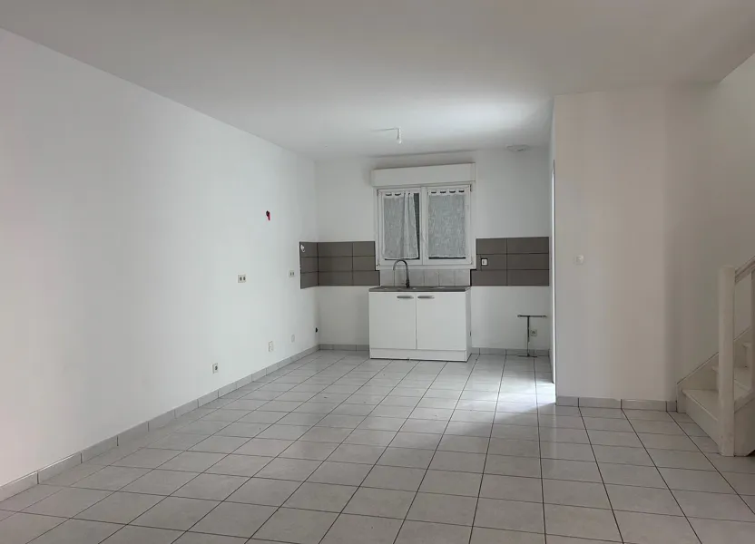 Maison Rue de la Raimbauderie à Parçay-Meslay