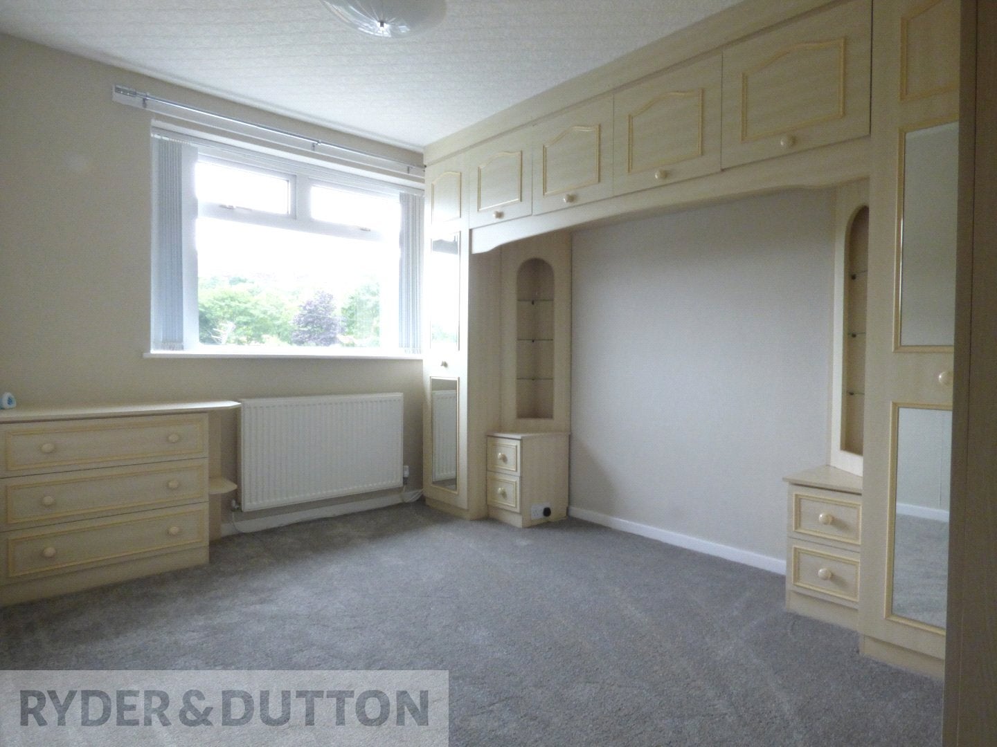 House Cold Greave Close in Rochdale
