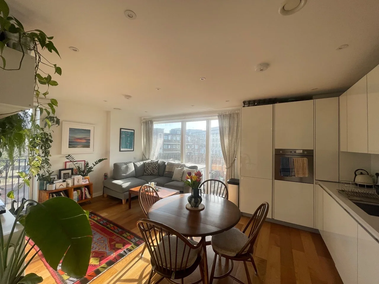 Flat Colville Street in Greater London