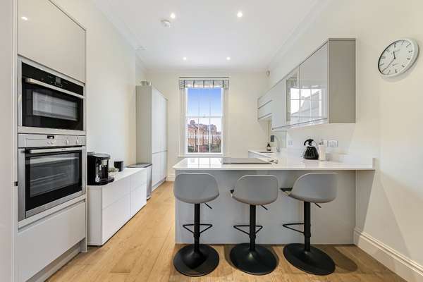 Flat Pimlico Road in City of Westminster