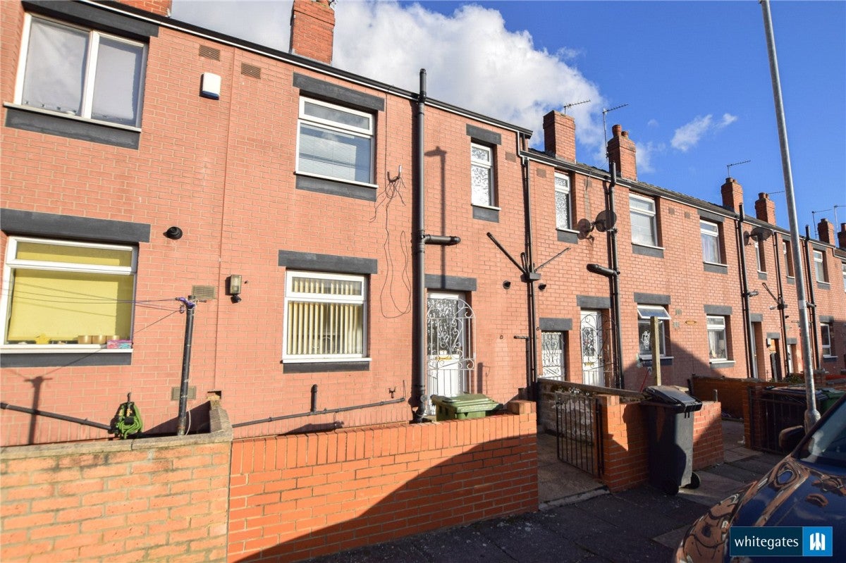House Copperfield Crescent in Leeds