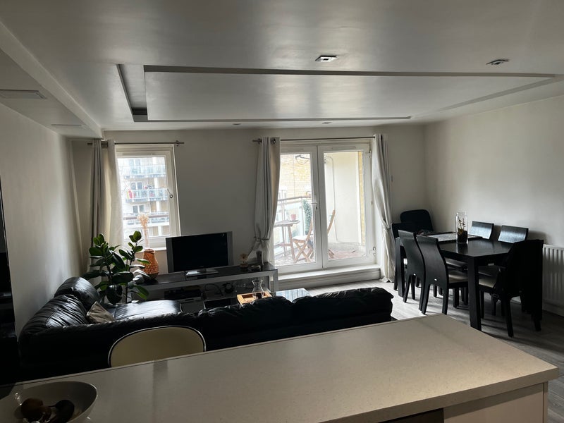 Room Woodland Crescent in Greater London