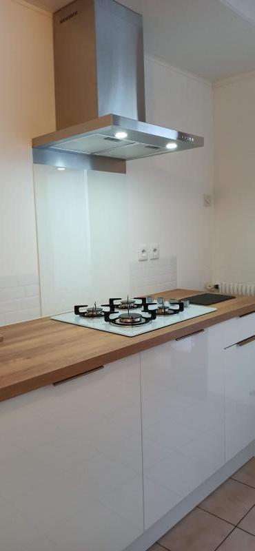 Room Rue des Treilles in Libourne