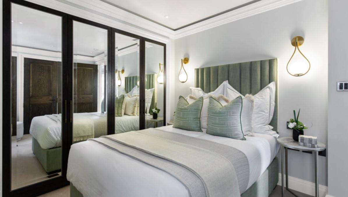 Flat Prince of Wales Terrace in Greater London