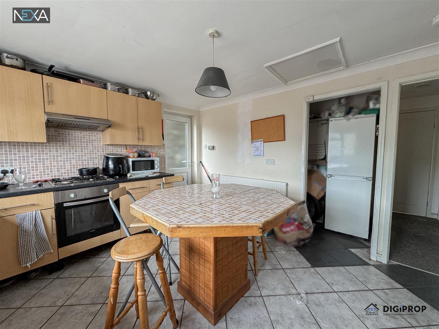 Room Tower Street in Pontypridd