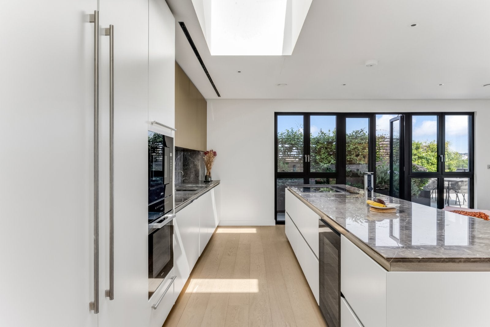 Flat Lyons Place in City of Westminster