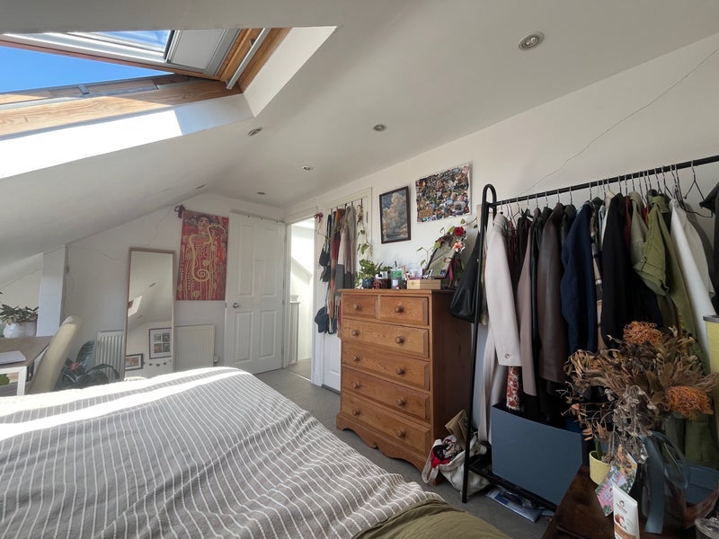 Room Dordrecht Road in Greater London