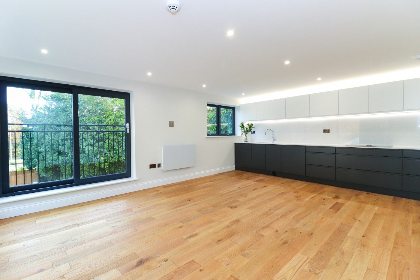 Flat Woodlands Close in Gerrards Cross