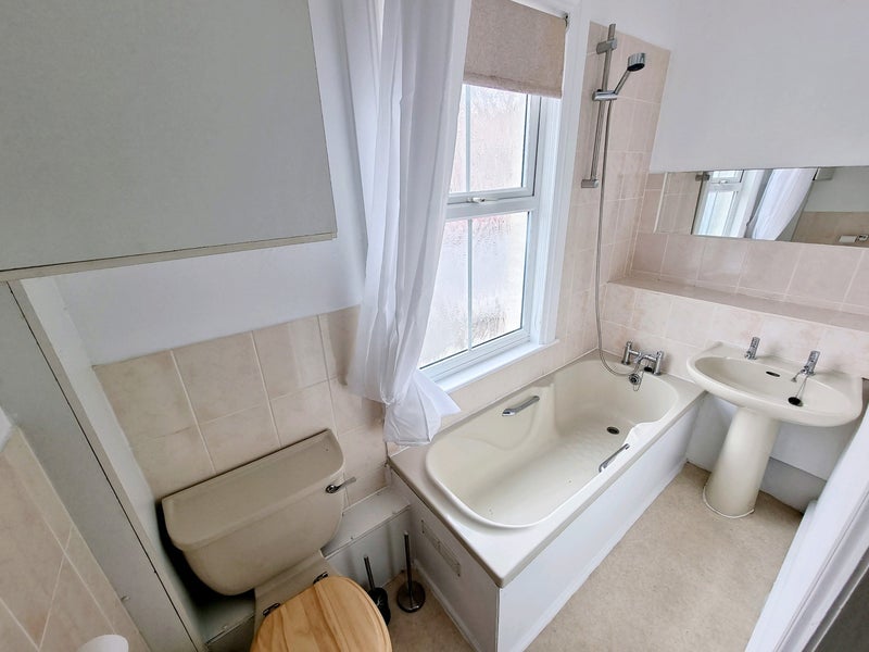 Room Rushmore Street in Royal Leamington Spa