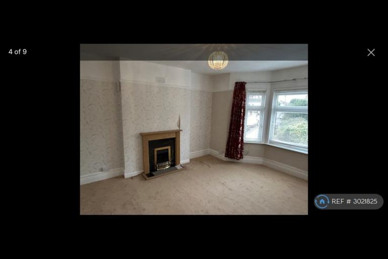 Flat Brynderwen Road in Newport