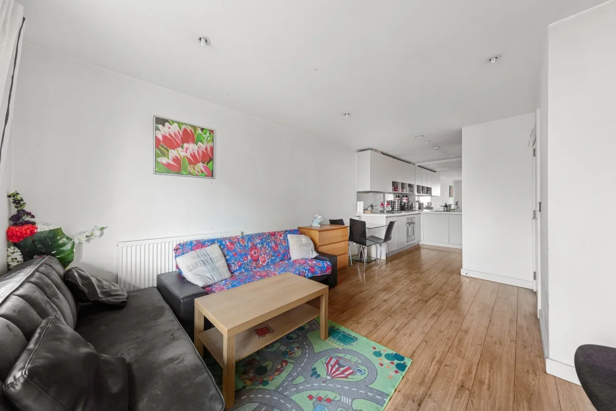Flat Blackheath Road in Greater London