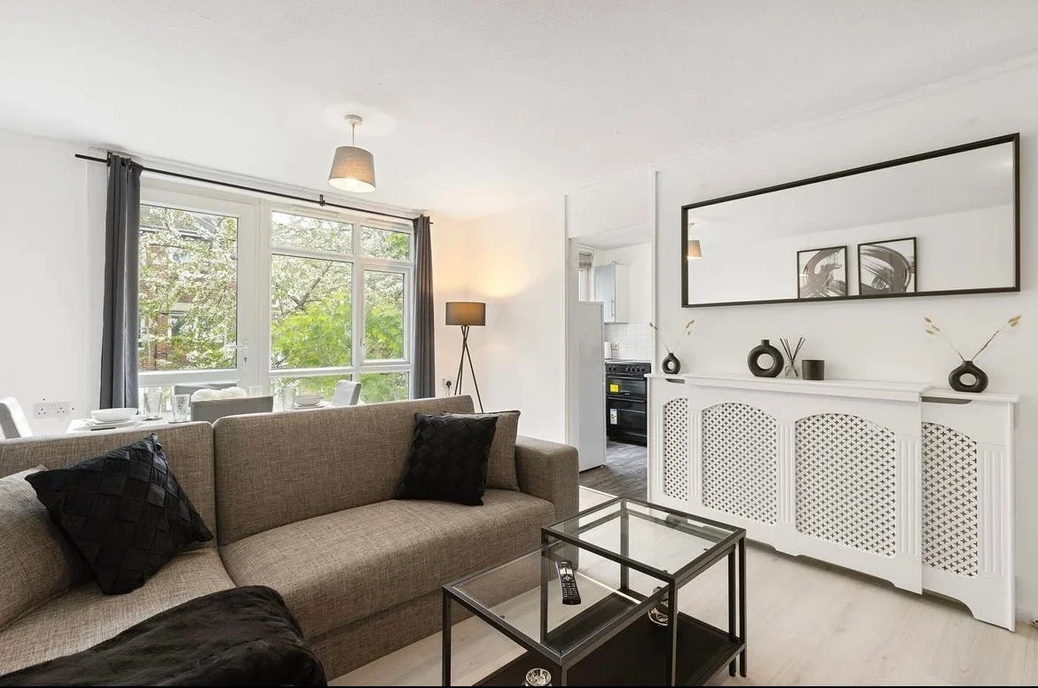 Flat Davern Close in Greater London