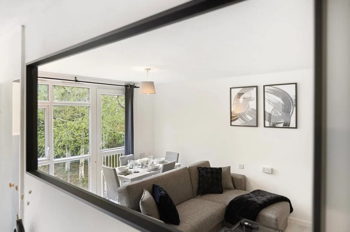 Flat Davern Close in Greater London