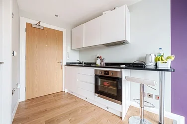 Flat Gilmore Road in Greater London