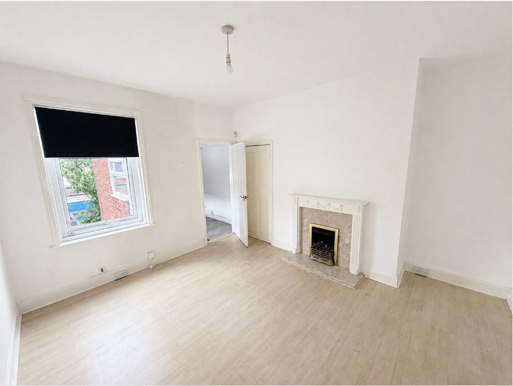 Flat Plessey Road in Newsham