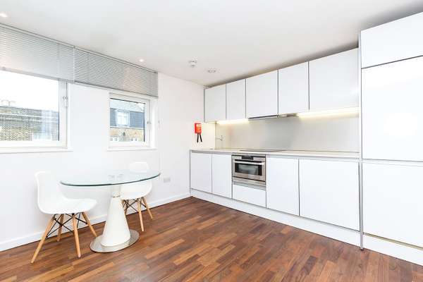 Flat Islington Green in Greater London