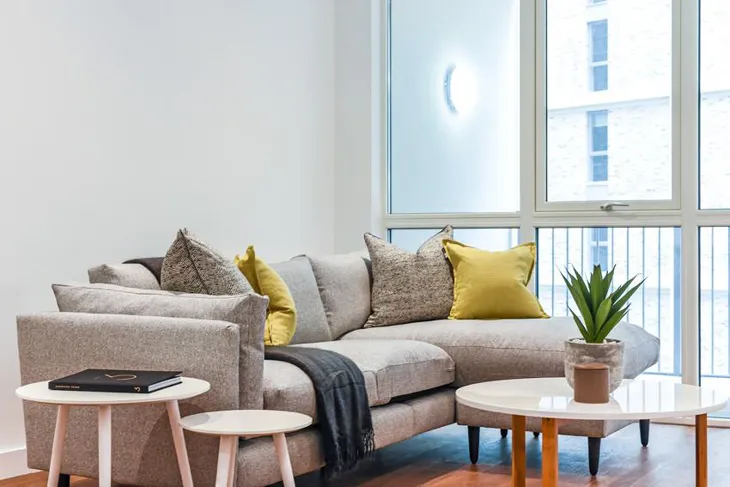 Flat Town Place in Greater London