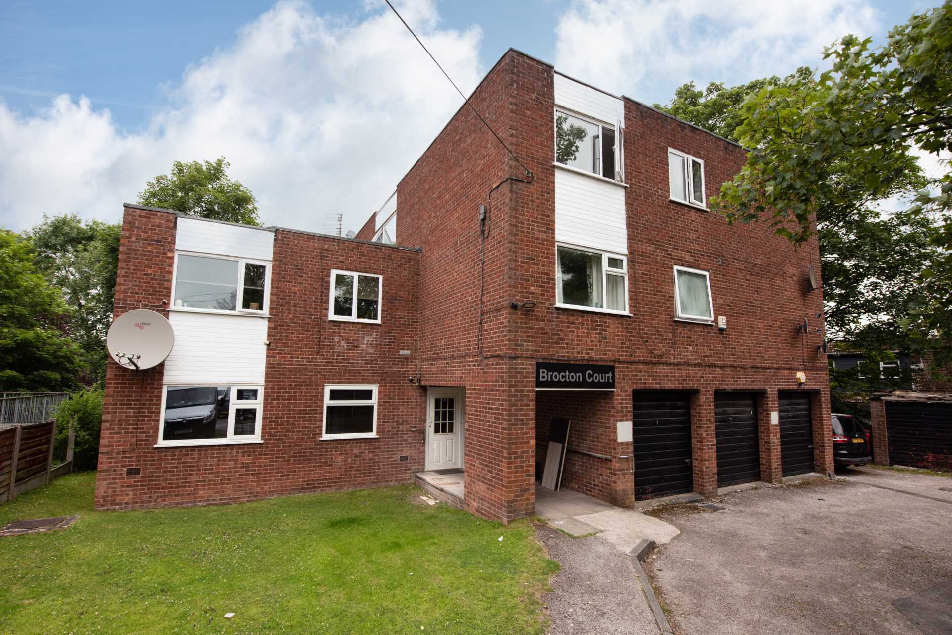 Flat Cavendish Road in Salford
