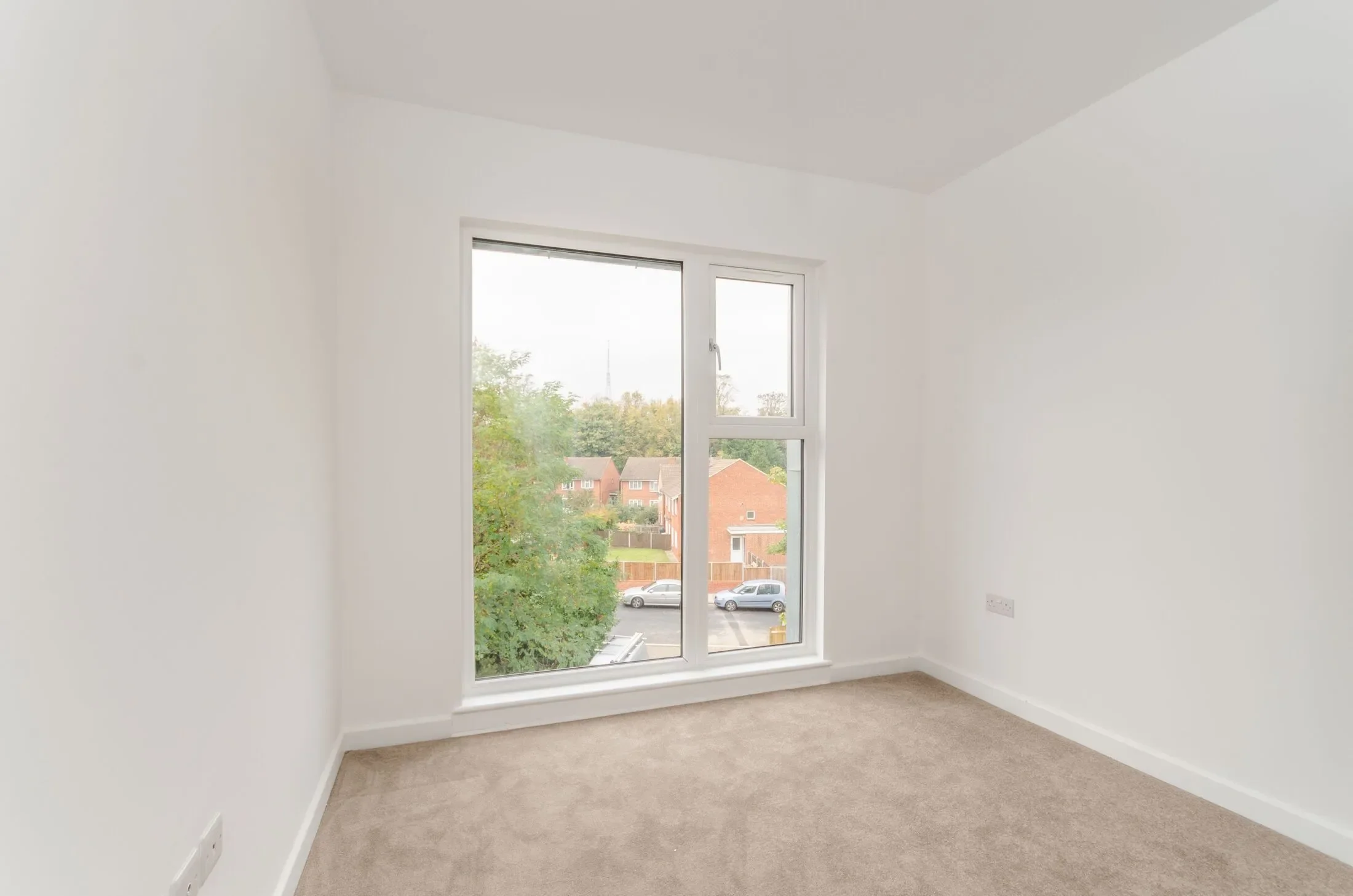 Flat Trenholme Close in Greater London