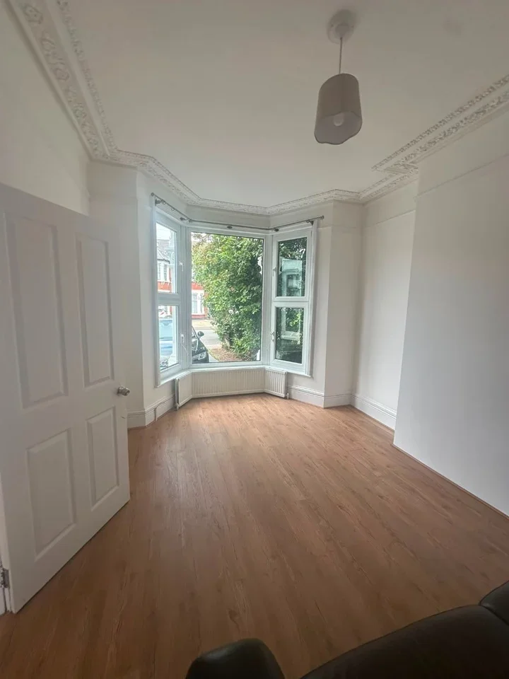 Room St. John's Terrace in Greater London