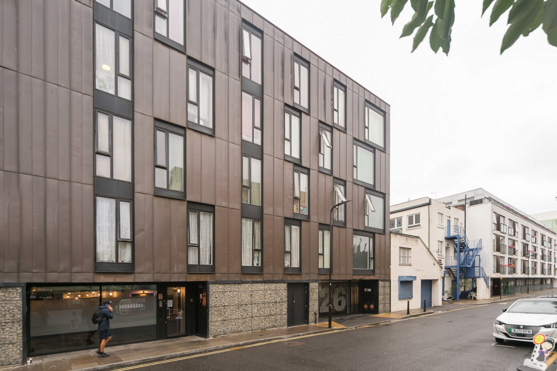 Flat Orsman Road in Greater London