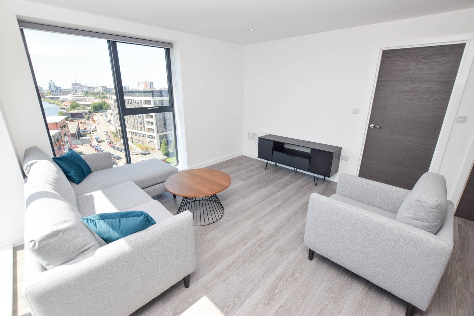 Flat Ordsall Lane in Salford