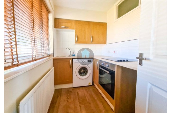 Flat Blackhill Avenue in North Tyneside
