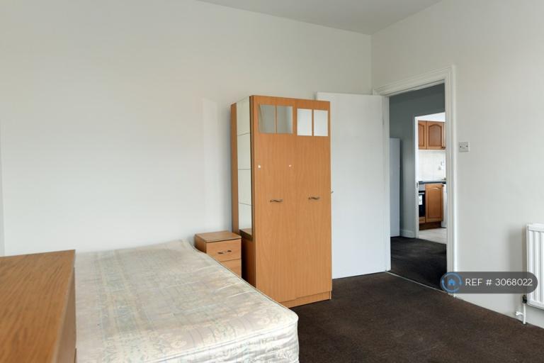 Flat Audley Road in Greater London