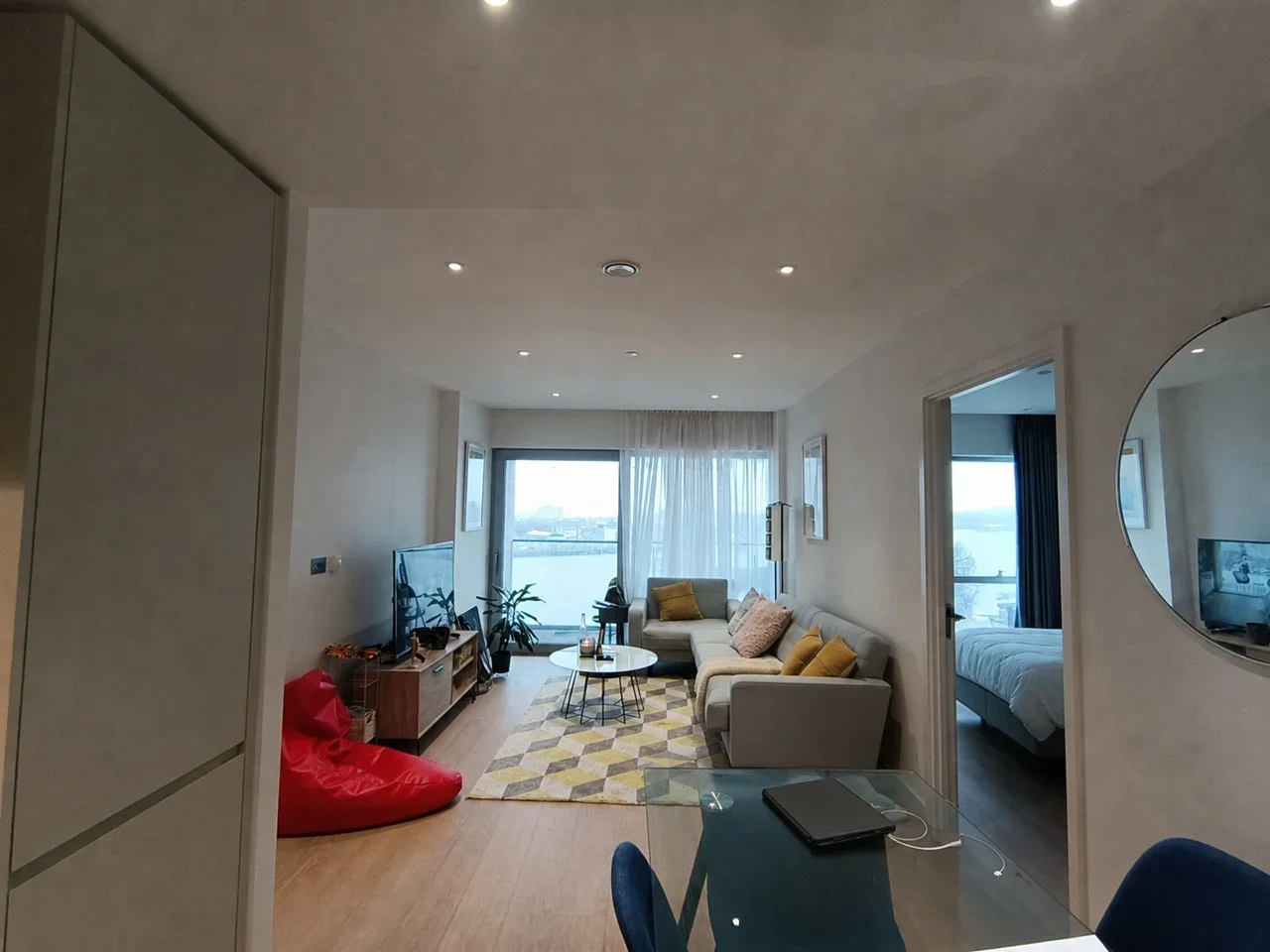 Flat Cutter Lane in Greater London
