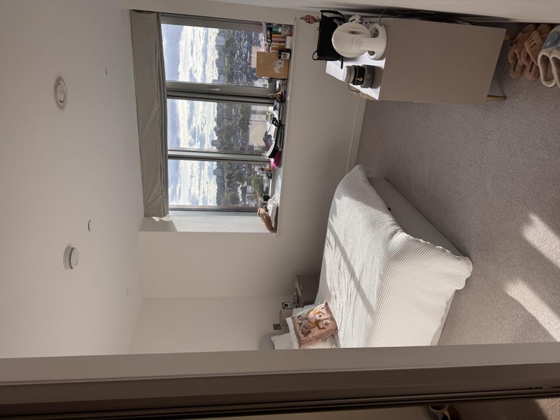 Room Buckhold Road in Greater London