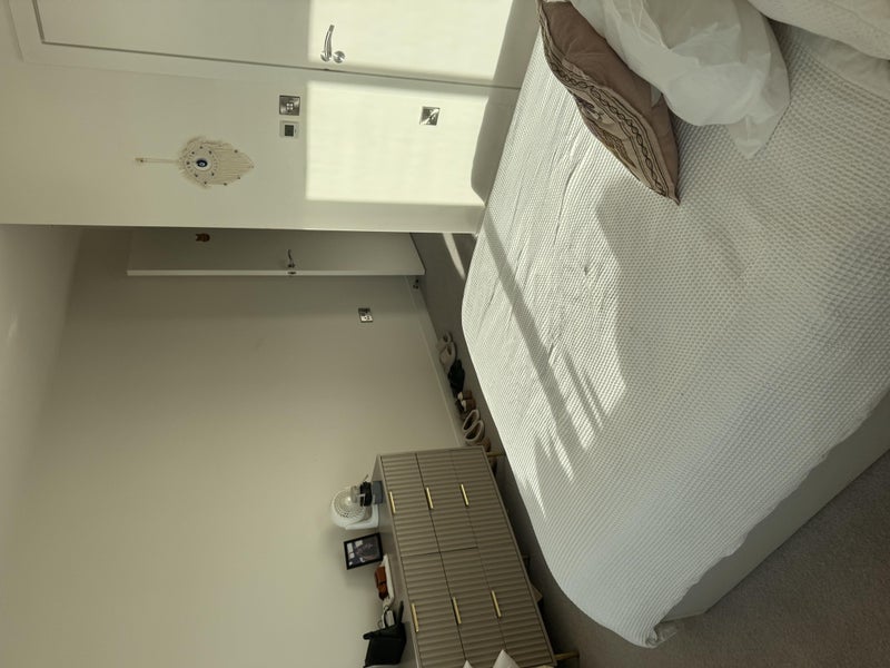 Room Buckhold Road in Greater London