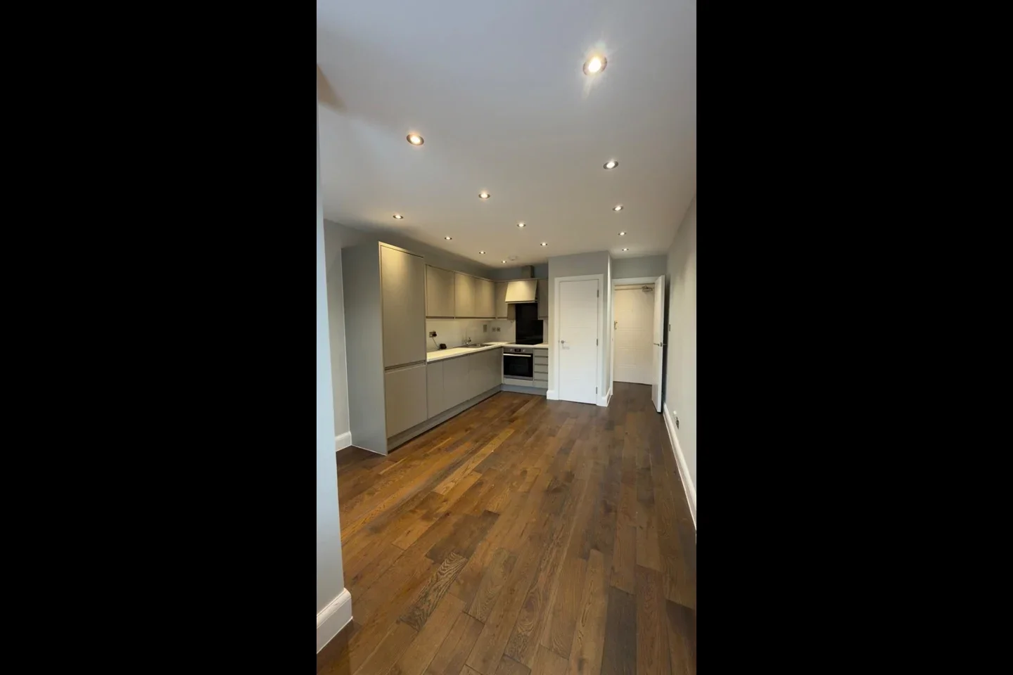 Flat High Street in Brentwood