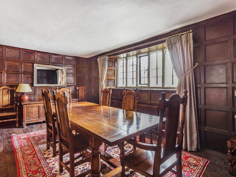 House Stonelands in Mid Sussex