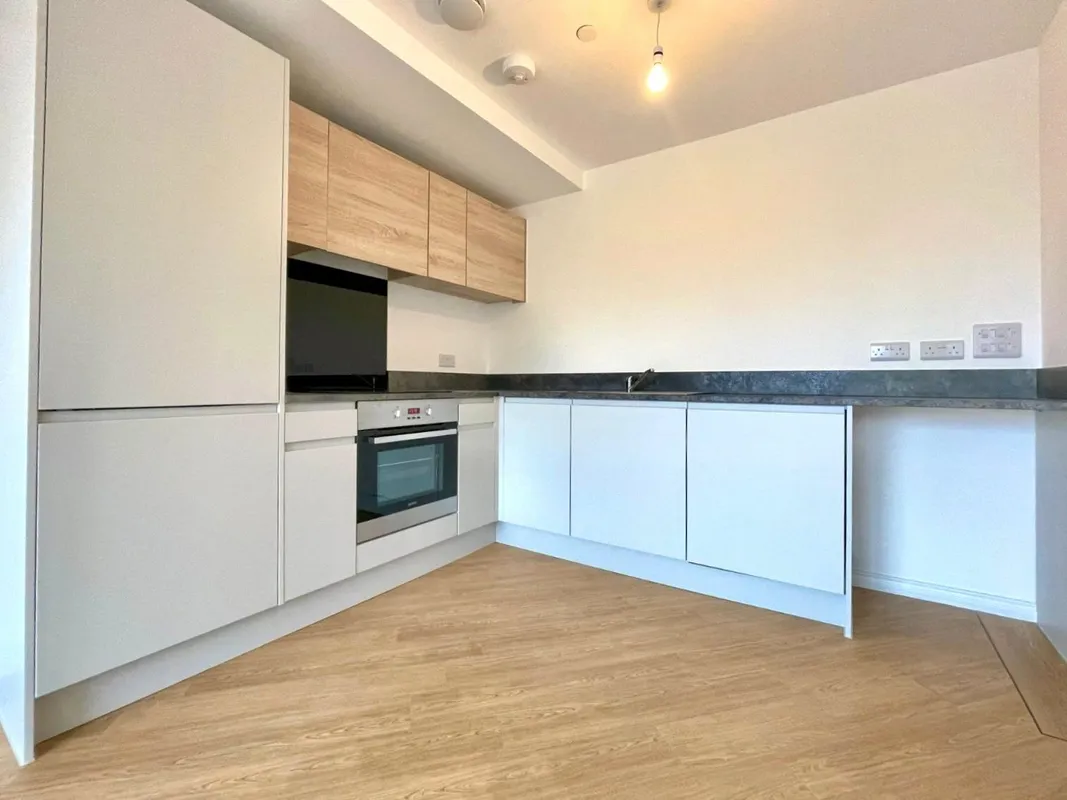 Flat Wimborne Road in Poole