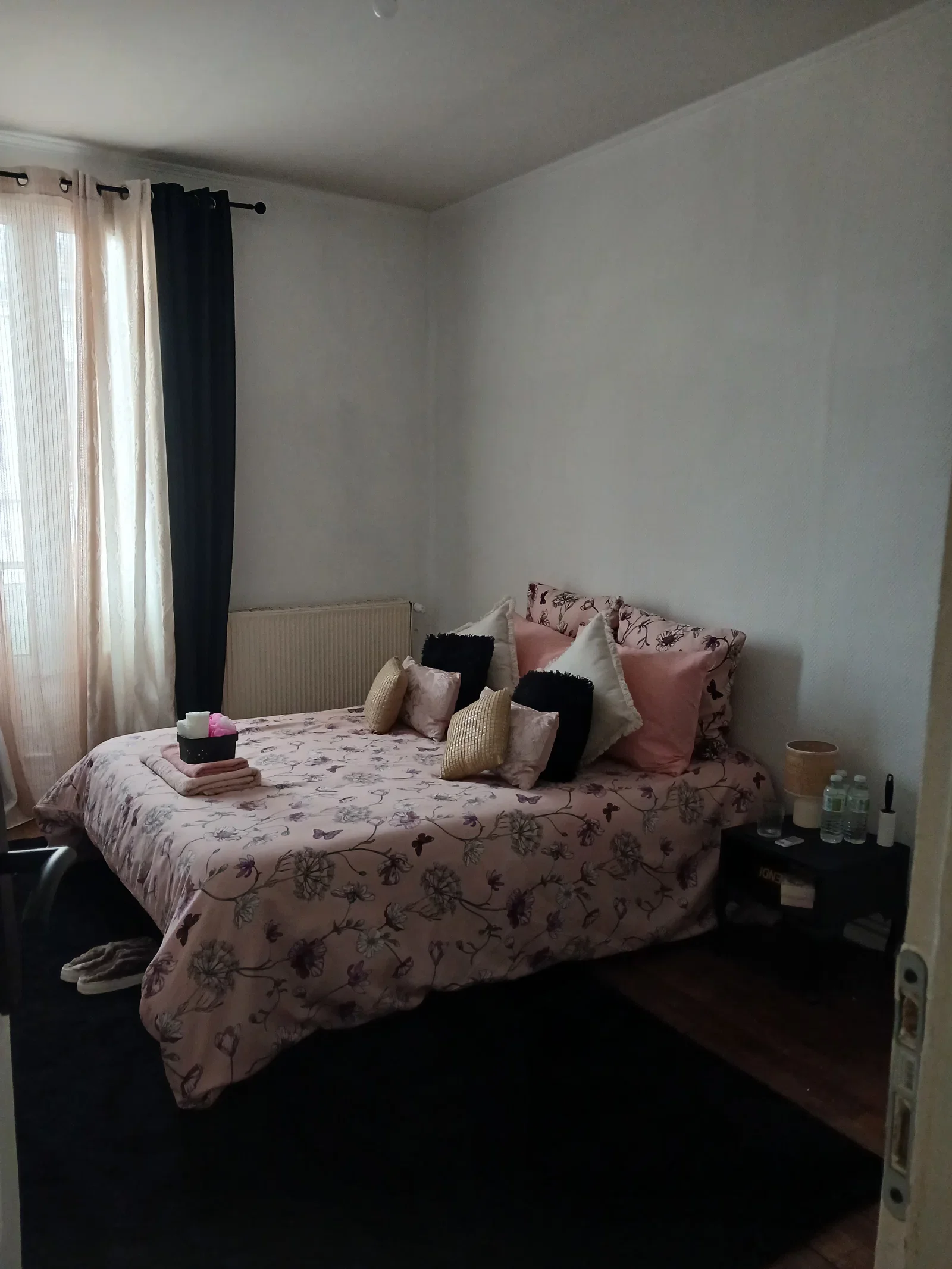 Chambre Rue Farcot à Saint-Ouen-sur-Seine