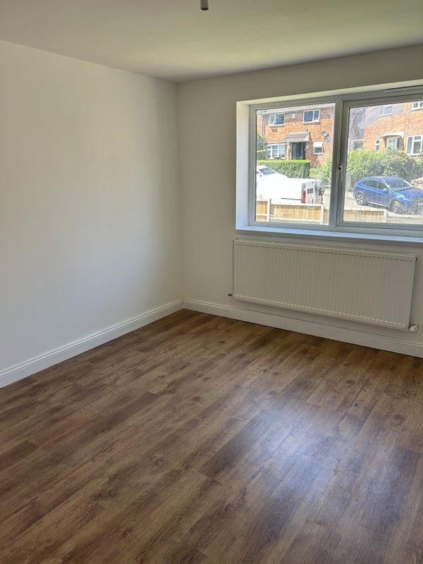 Flat Dale End in Nuneaton and Bedworth