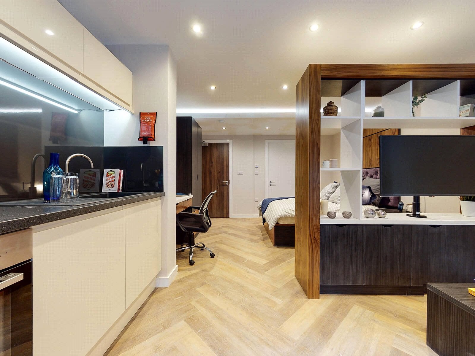 Flat Wade Lane in Leeds