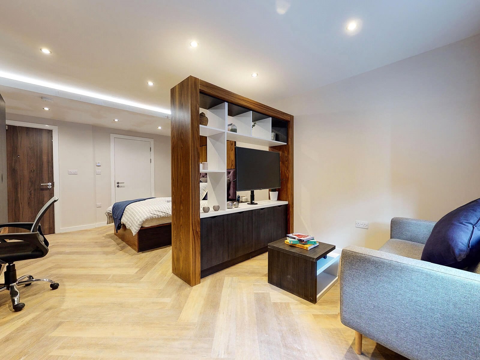 Flat Wade Lane in Leeds