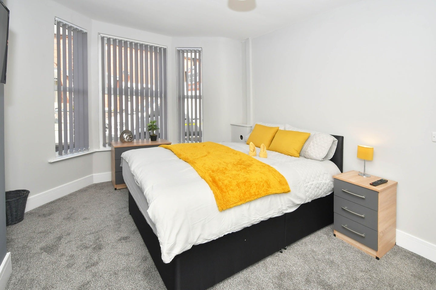 Room Lawton Street in Crewe