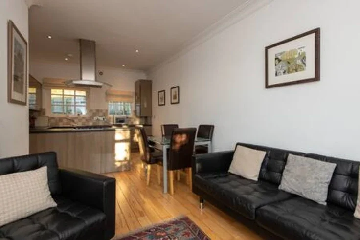 Flat Ravensworth Terrace in Durham