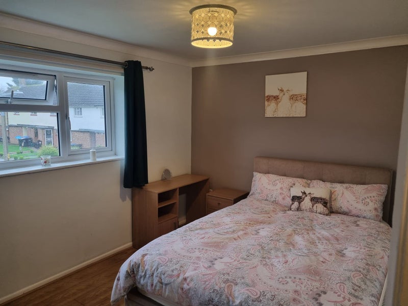 Room The Dashes in Harlow