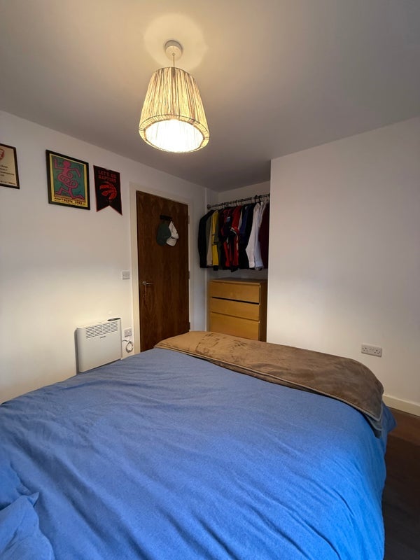 Room Sillavan Way in Salford