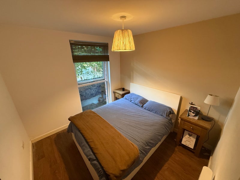 Room Sillavan Way in Salford