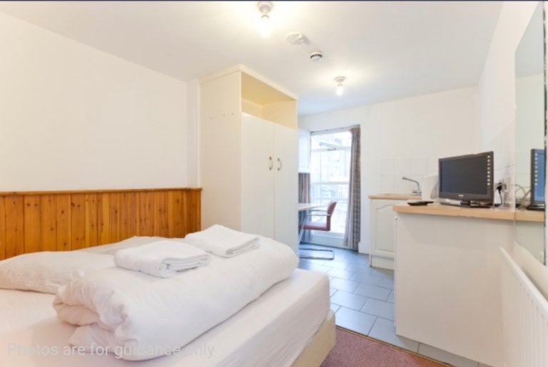 Flat Belsize Park in Greater London