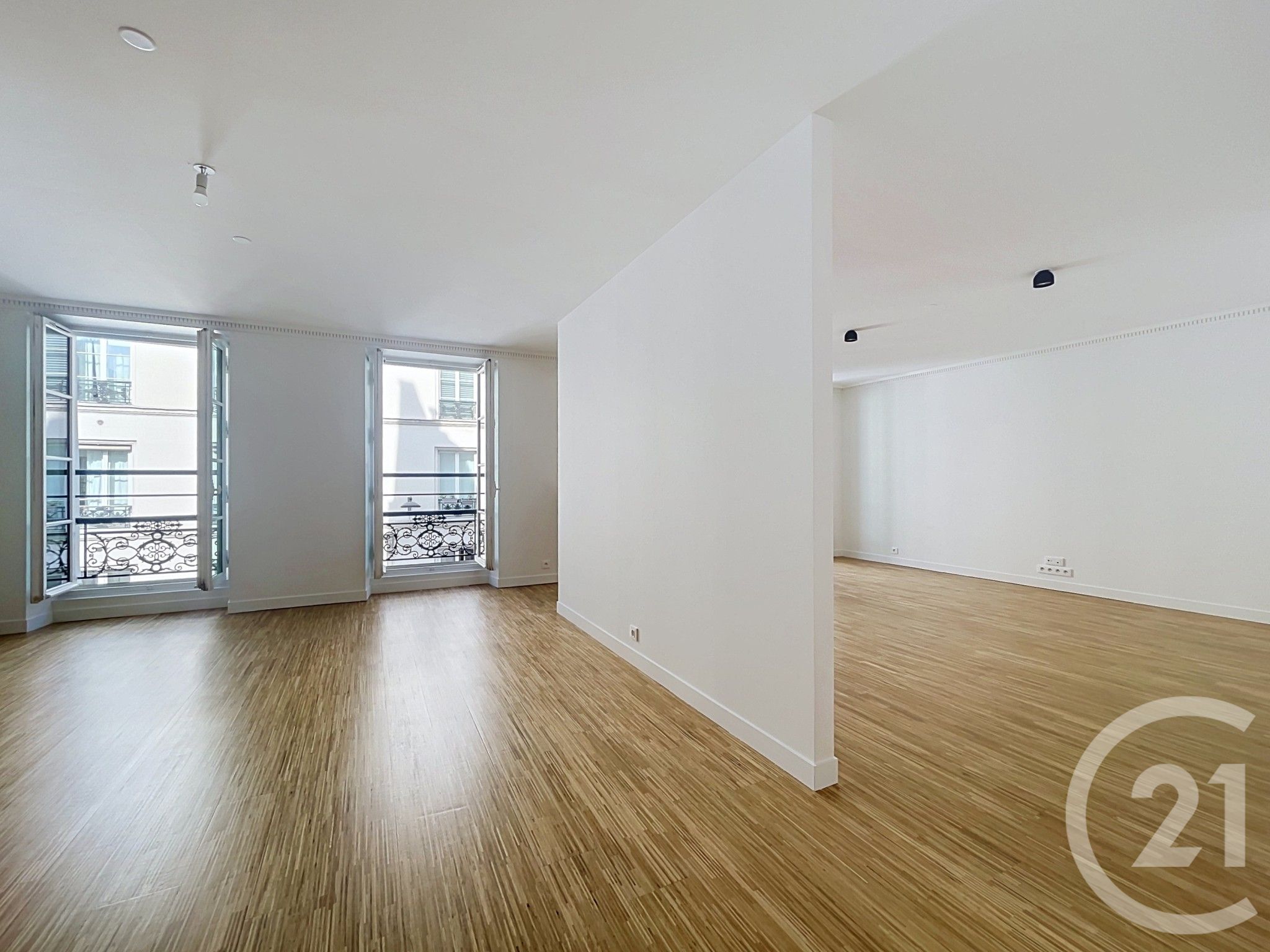 Appartement Rue de Chabrol à Paris