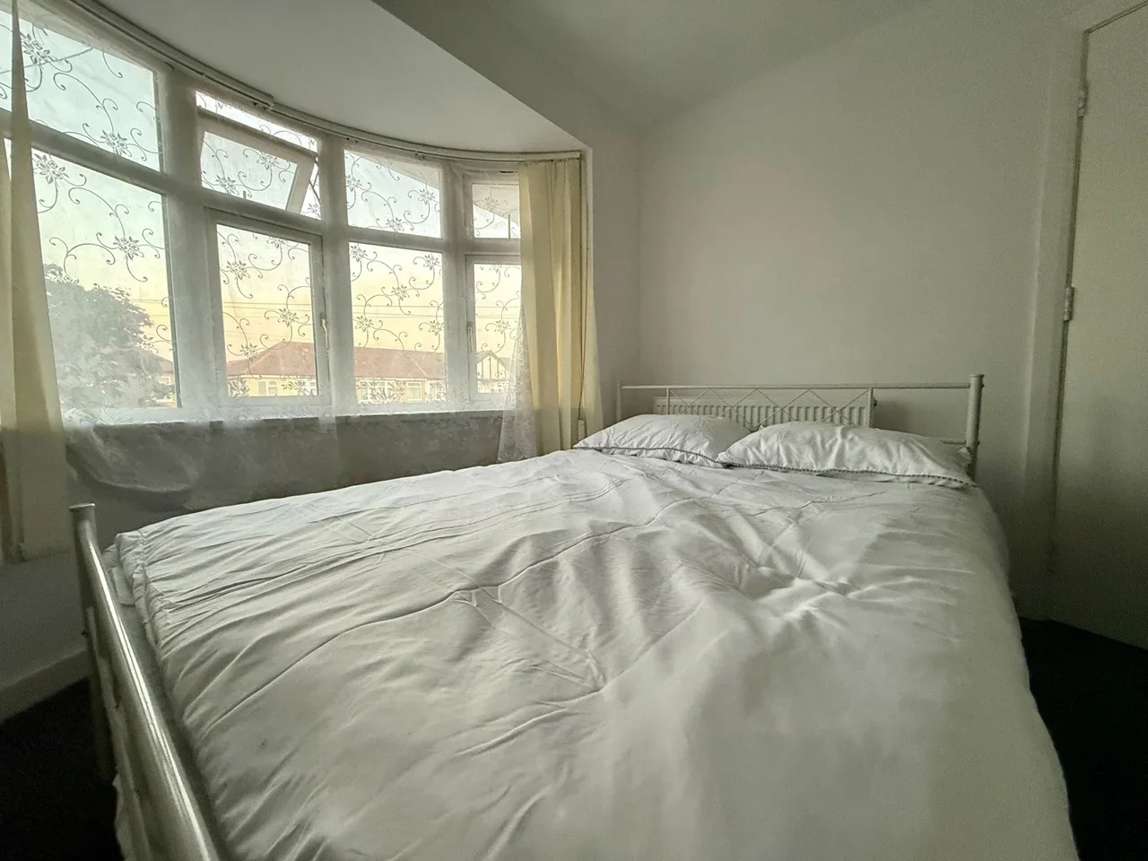 Room Rutland Road in Greater London