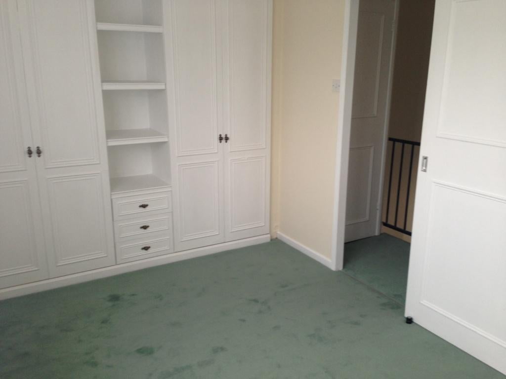 House Bowers Walk in Greater London