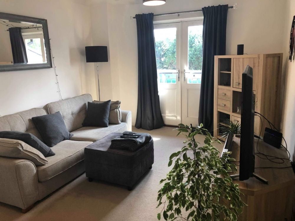 Flat Langtons Court in New Alresford
